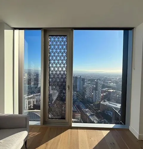 2 Bedroom Apartment With City Views