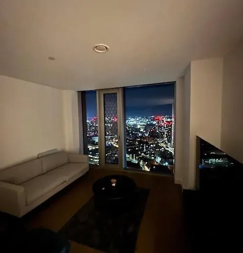 2 Bedroom Apartment With City Views